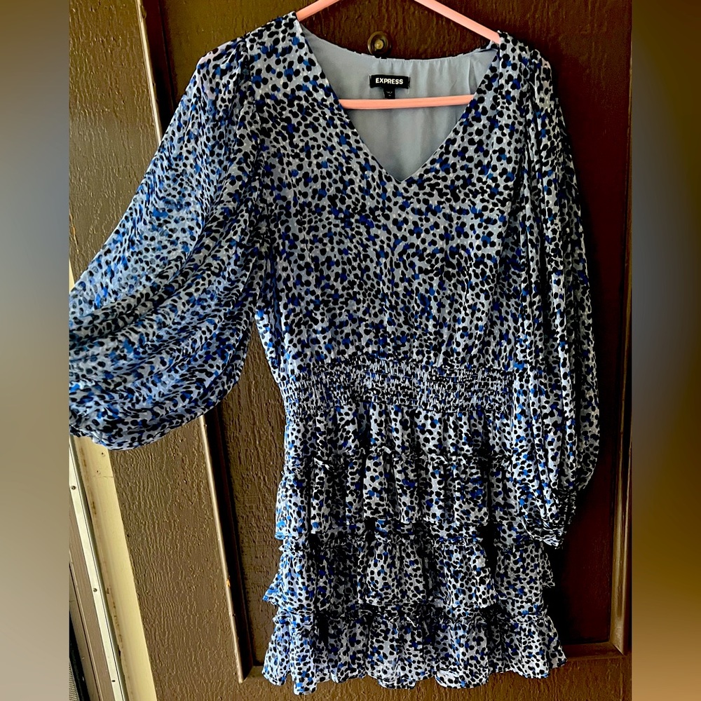 Express pattern blue dress